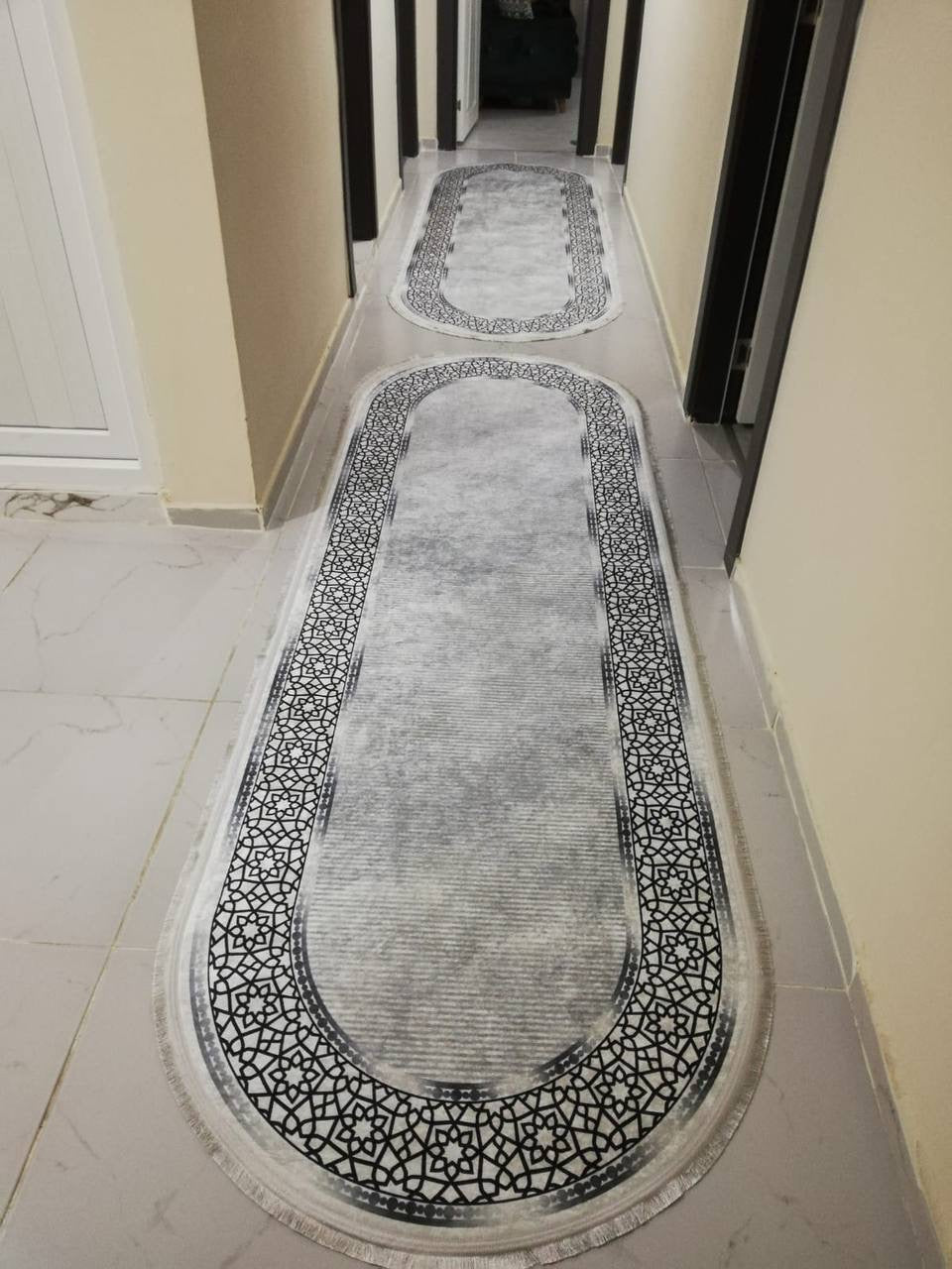 FLOWY GÜMÜŞ - Kaymaz Deri Taban Makinede Yıkanabilir Salon Oturma Odası Mutfak Halısı