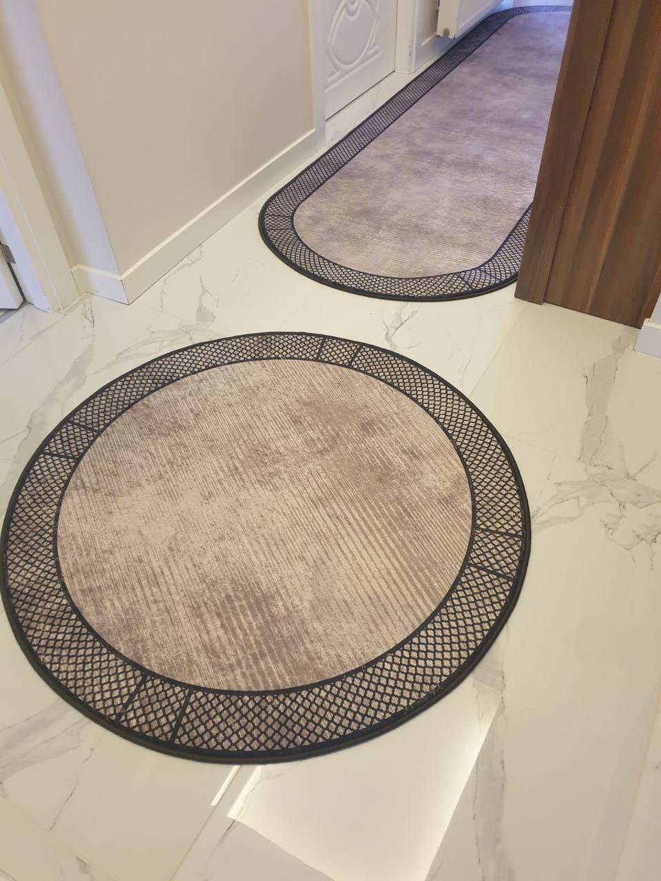 REDYA - Kaymaz Deri Taban Makinede Yıkanabilir Salon Oturma Odası Mutfak Halısı